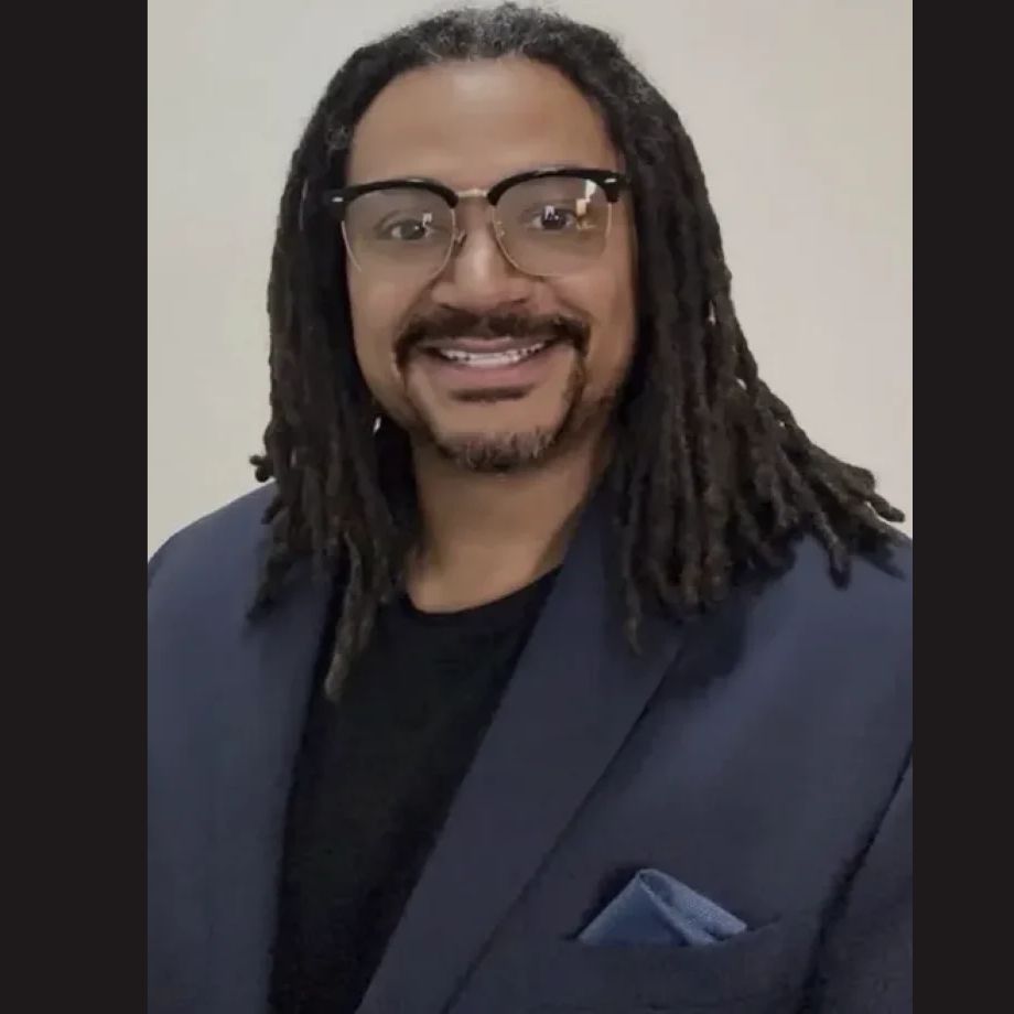 Associate Principal Jordan Curtain